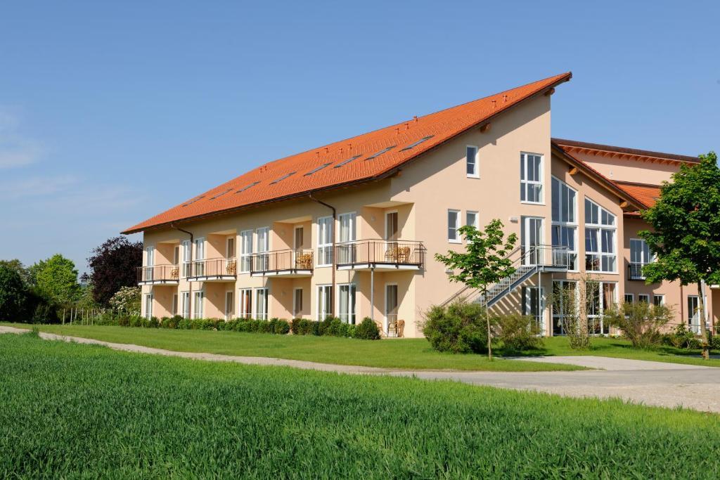 Hotel Inspiration Garni Tittmoning Exterior photo